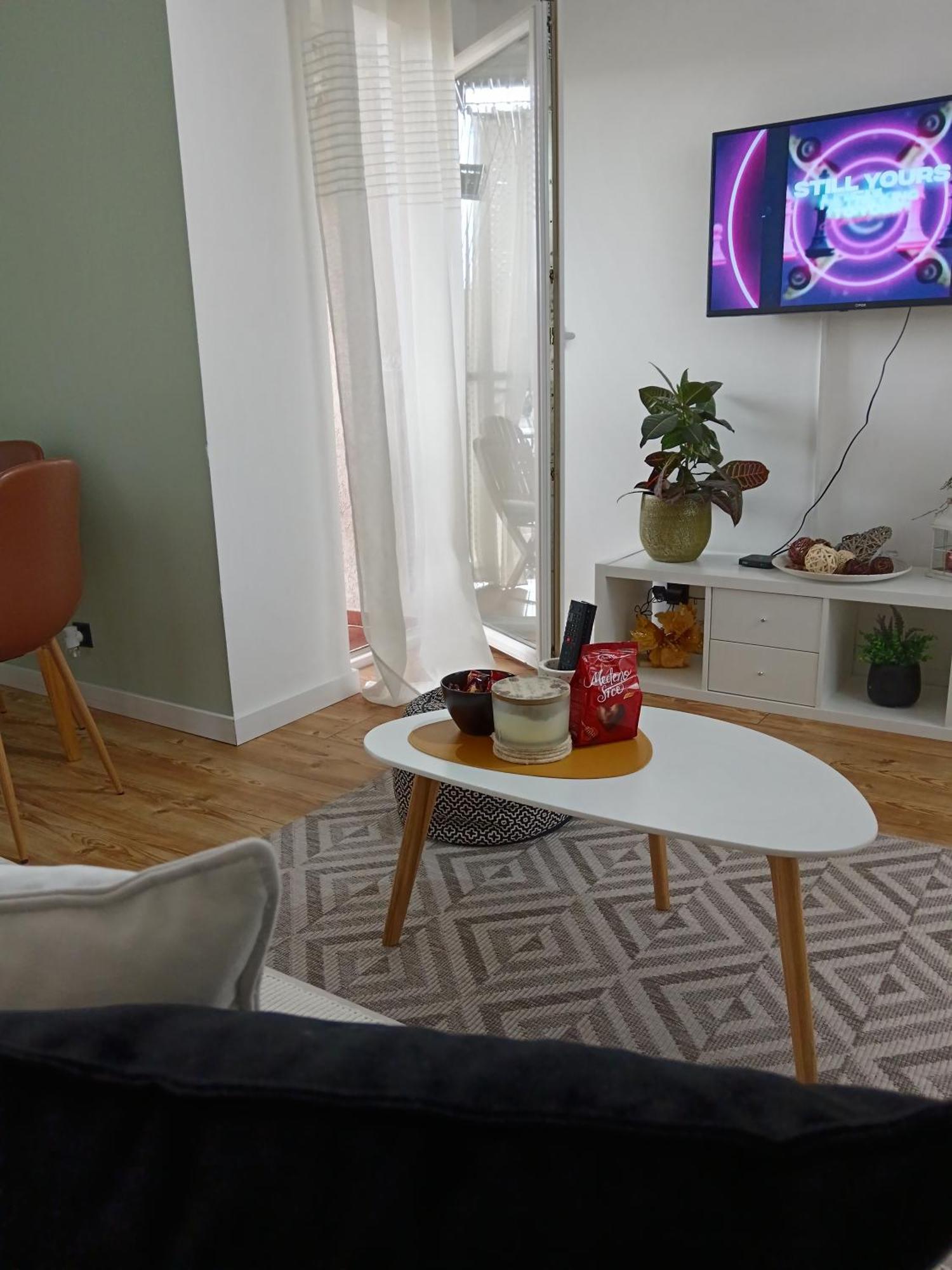 Kruševac Apartman Element מראה חיצוני תמונה
